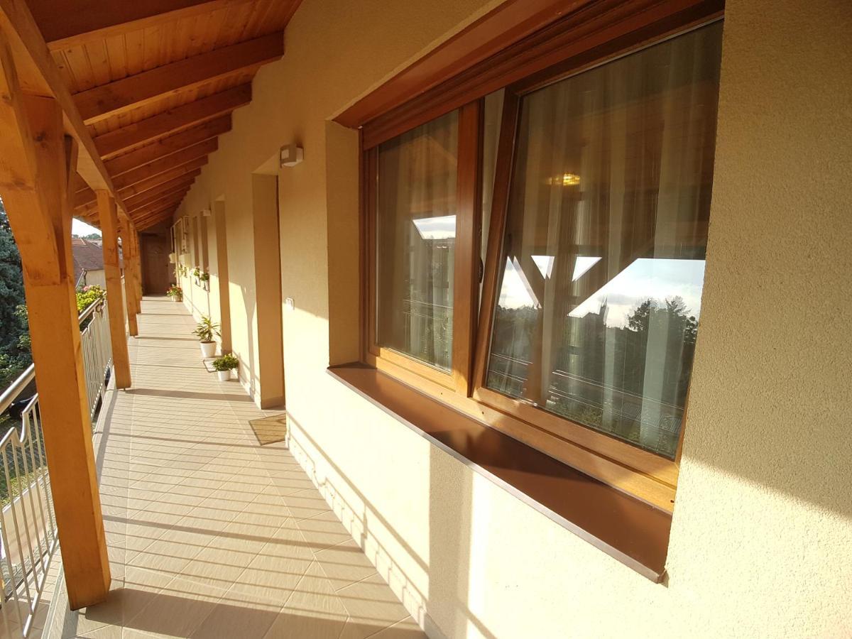 Dorci Apartman ケストヘイ エクステリア 写真